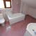 Wohnungen Tre Sorelle, , Privatunterkunft im Ort Kumbor, Montenegro - kupatilo