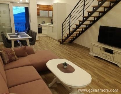 Apartments Tre Sorelle, , private accommodation in city Kumbor, Montenegro - 01